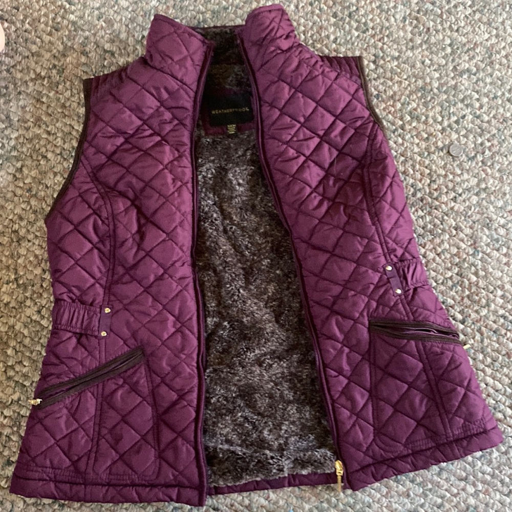 Weatherproof purple zip up lined vest S/CH